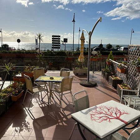 Giada Apartment Монеглия Екстериор снимка