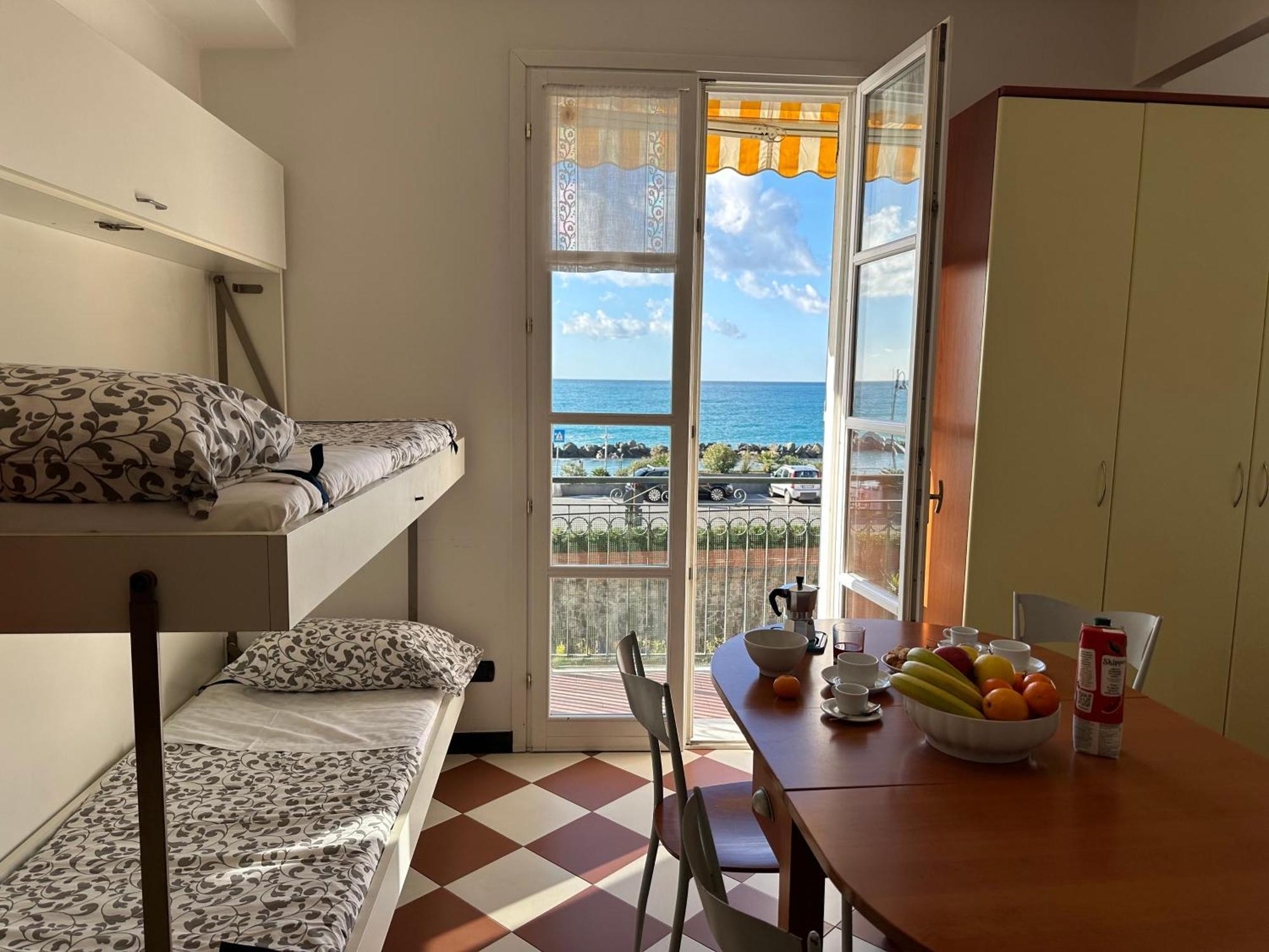 Giada Apartment Монеглия Екстериор снимка